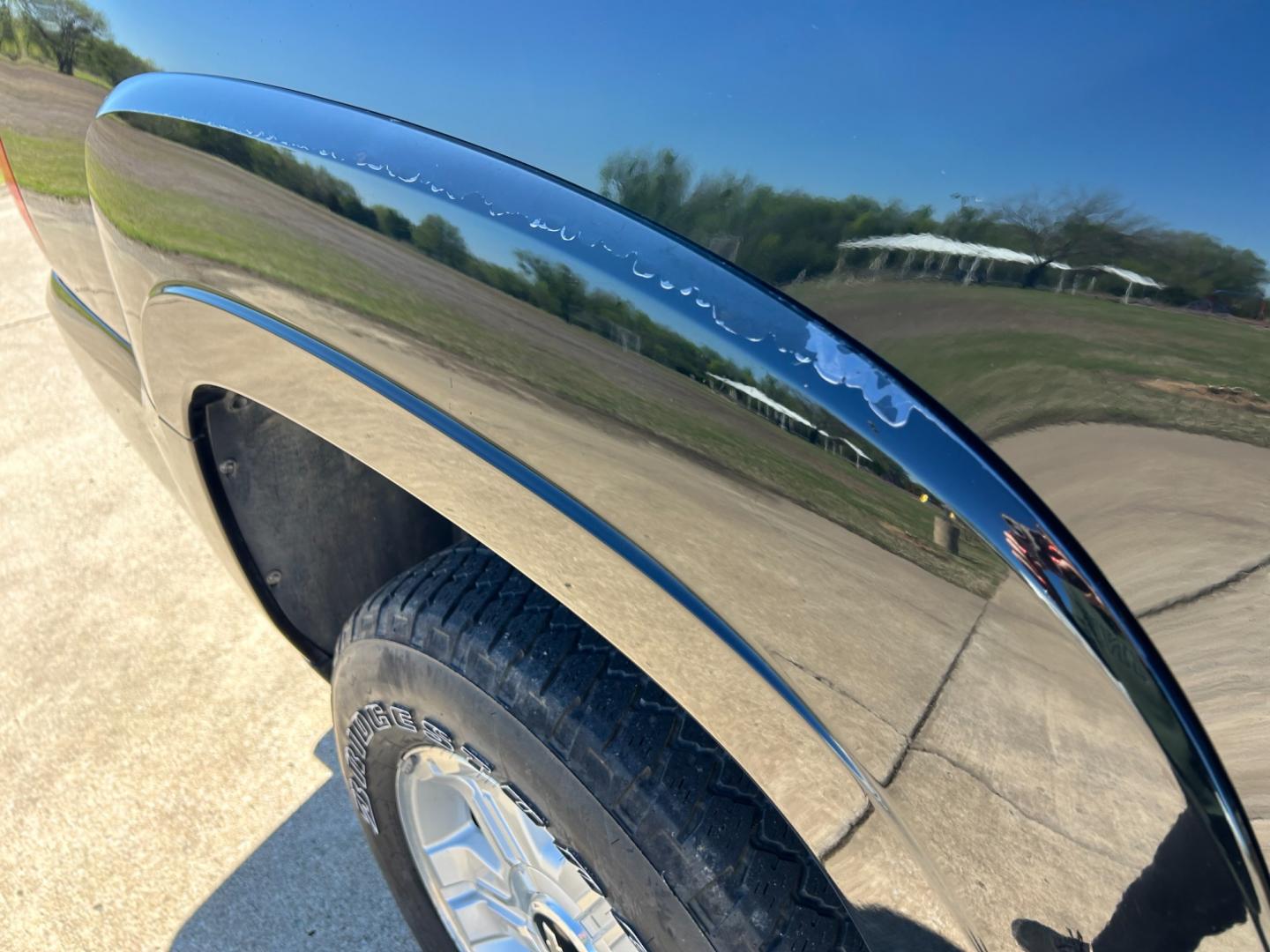 2007 BLACK /BLACK Chevrolet Suburban LS 1500 4WD (3GNFK16377G) with an 5.3L V8 OHV 16V FFV engine, 4-Speed Automatic Overdrive transmission, located at 17760 Hwy 62, Morris, OK, 74445, (918) 733-4887, 35.609104, -95.877060 - Photo#30